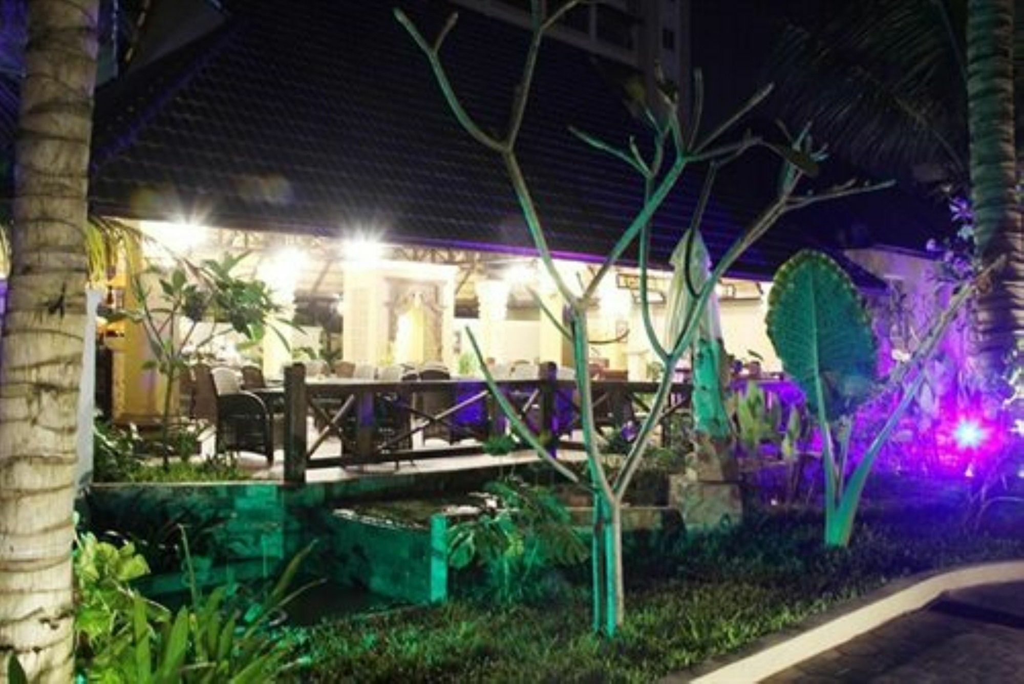 Bali Hotel Phnom Penh Ngoại thất bức ảnh